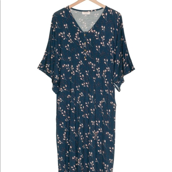DWELL & SLUMBER Elodie Caftan - Picture 1 of 7